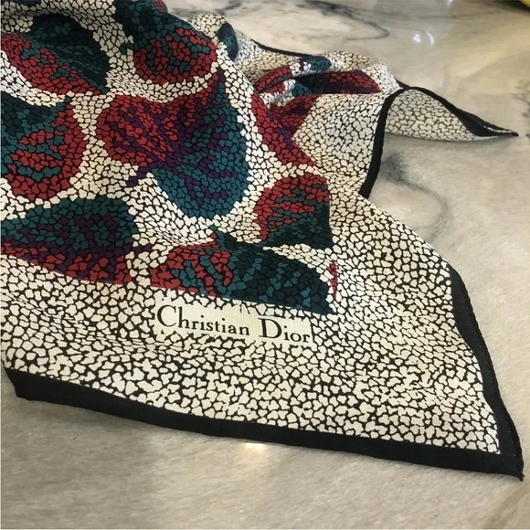 Vtg Christian Dior Silk Scarf  Logo Fall Leaves Classic Echarpes 34 X 34 square - Picture 11 of 11